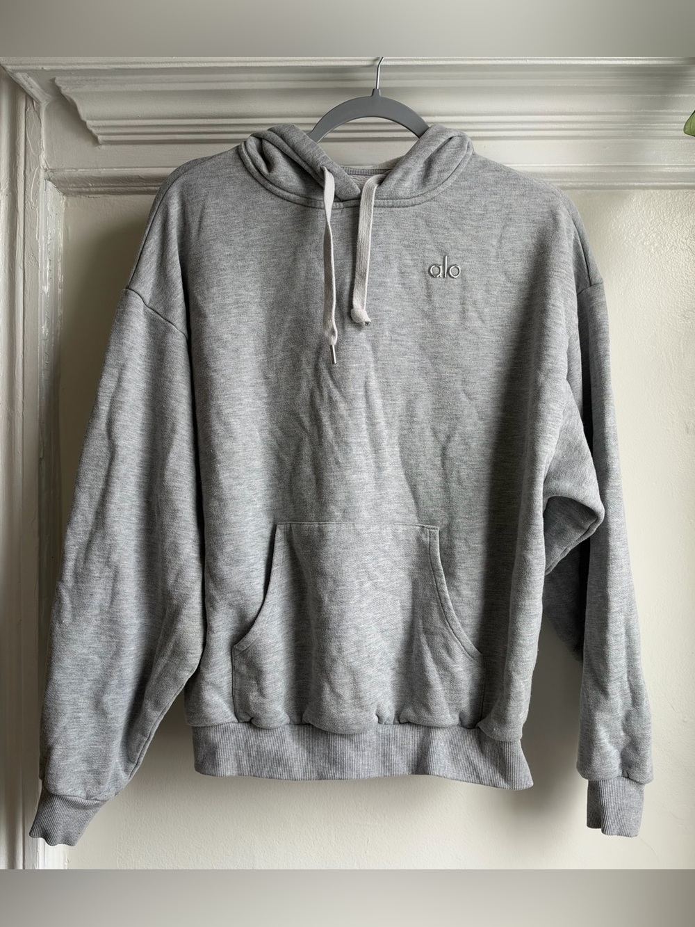 Alo Yoga Accolade Hoodie Athletic Heather Grey Oversized Fit - Size S / M